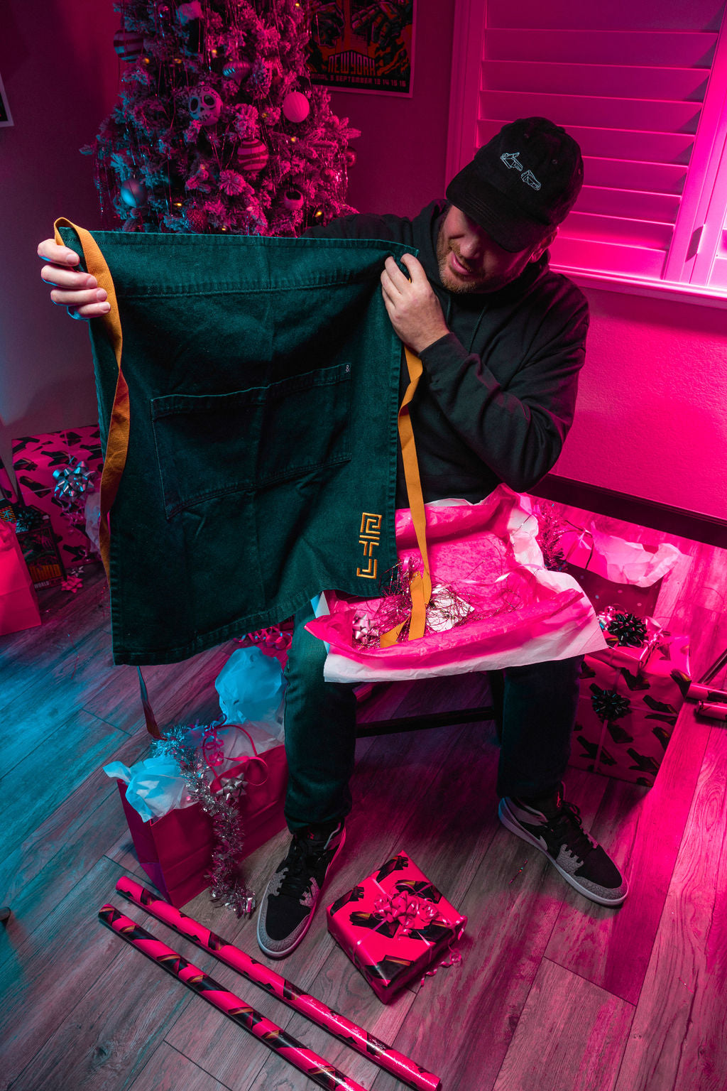 RTJ x HEDLEY &amp; BENNETT BISTRO APRON (BLUE/GOLD)